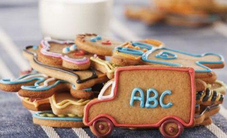 标题：音标总复习及统练
										 学校：未知
										 讲师：匿名  