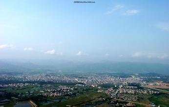 标题：区域特征的描述
										 学校：衢州市柯城区兴华中学
										 讲师：江建波   