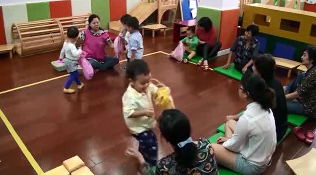 标题：早教科学
										 学校：江东早教中心
										 讲师：张小霞  